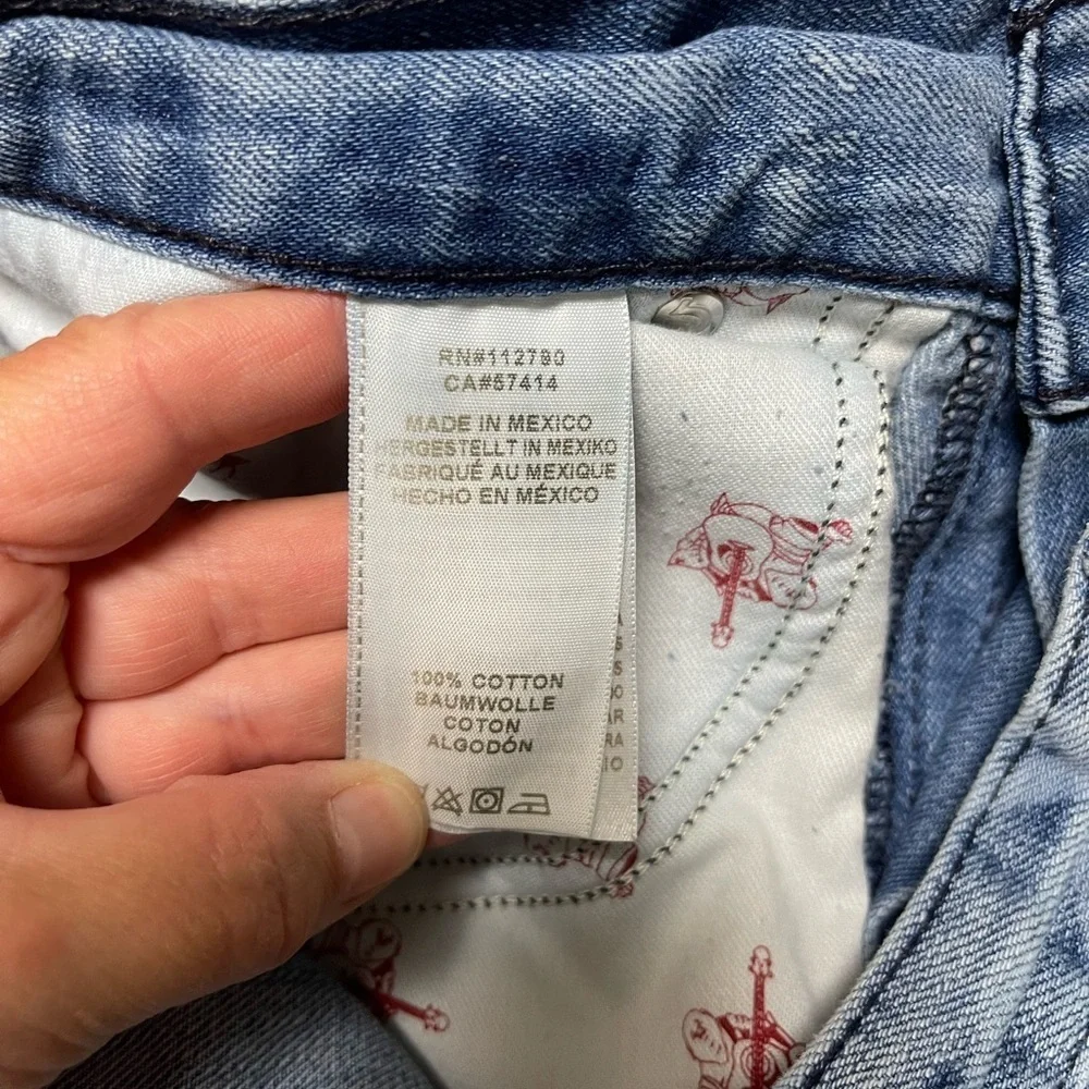 True Religion Men's Straight Flap Cut-Off Shorts-Indigo Grove EUC